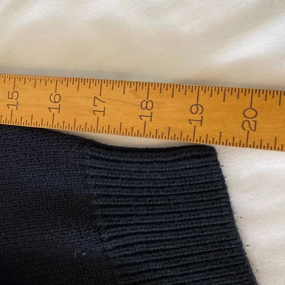 Black Cotton V-Neck Sweater, Men's Large, by Roundtree & Yorke - Picture 8 of 8